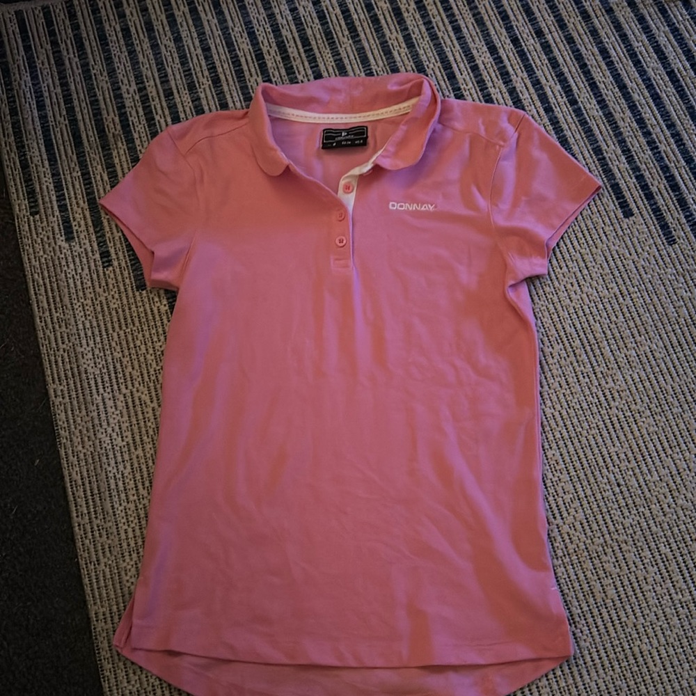 pink golf shirt